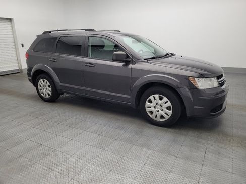 Used 2019 Dodge Journey SE image 11