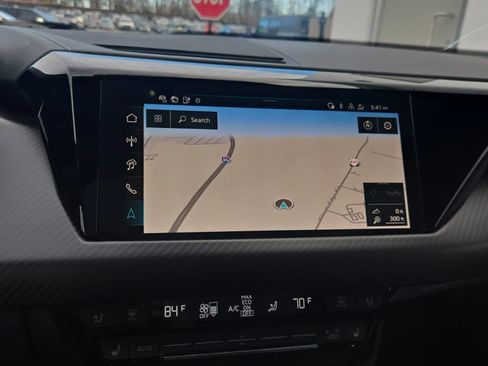 Used 2024 Audi RS e-tron GT Base image 11