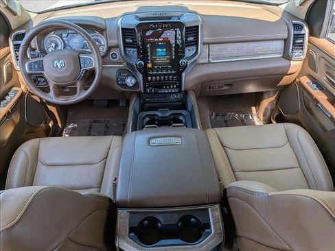 Used 2019 RAM 1500 Limited AWD/4WD image 17