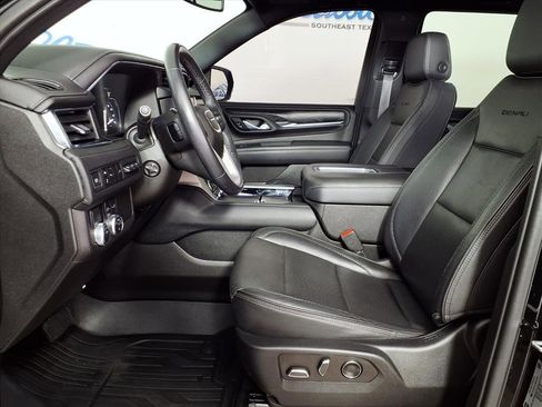 Used 2021 GMC Yukon Denali image 7
