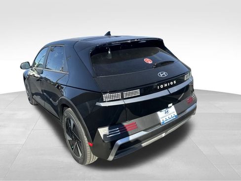 New 2026 Hyundai Ioniq 5 SE image 5