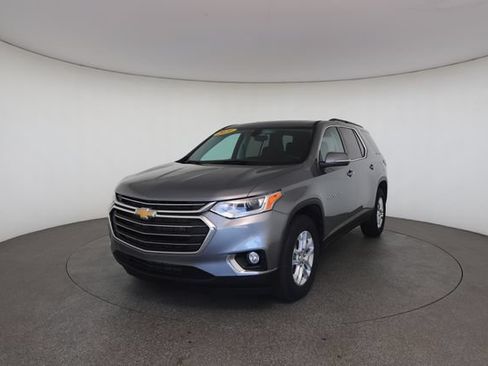 Used 2021 Chevrolet Traverse LT w/ LPO, Floor Liner Package AWD/4WD image 2