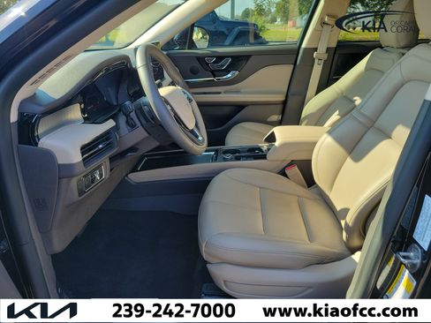 Used 2024 Lincoln Corsair FWD image 19