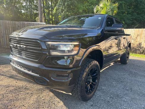 Used 2019 RAM 1500 Laramie AWD/4WD image 39