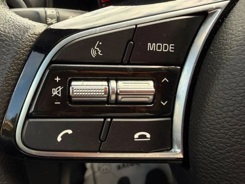 Used 2020 Kia Forte LXS FWD image 23