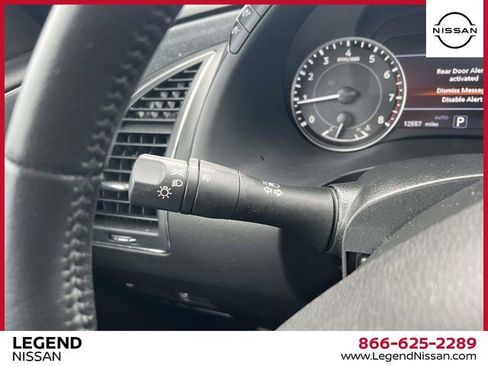 Used 2022 Nissan Armada SL w/ Midnight Edition Package image 29