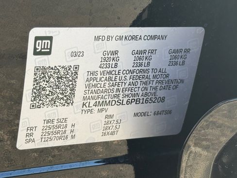 Used 2023 Buick Encore GX Select w/ Sport Touring Package FWD image 34