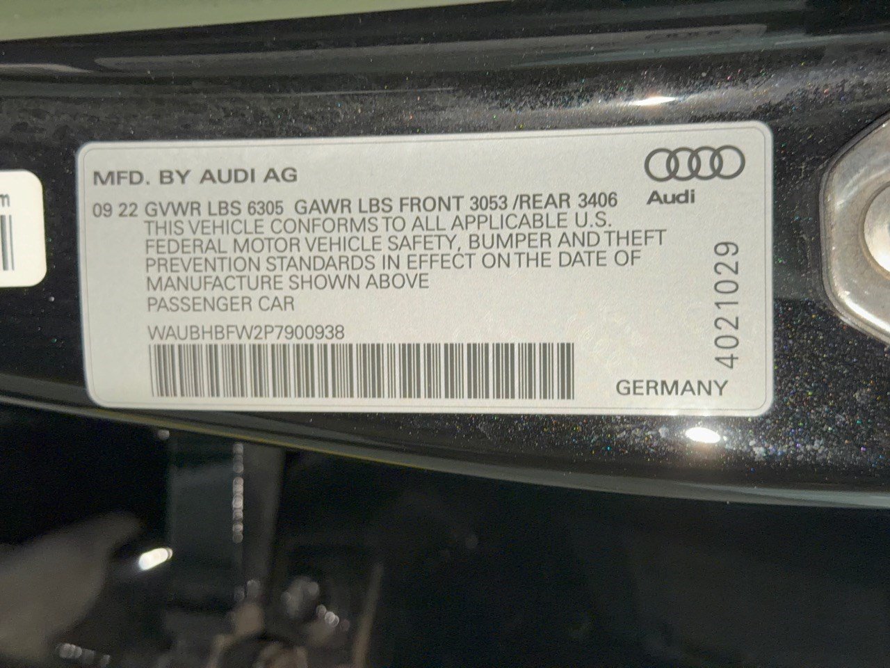 Certified 2023 Audi RS e-tron GT w/ Carbon Performance Package AWD/4WD image 31