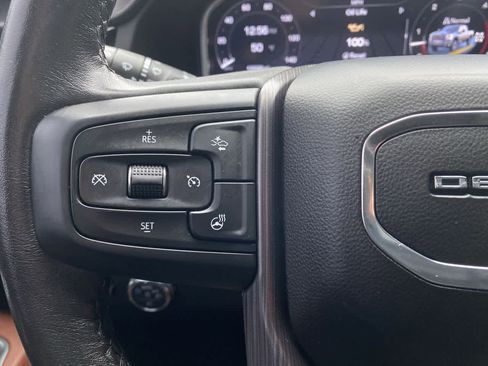 Used 2024 GMC Sierra 3500 Denali Ultimate AWD/4WD image 20