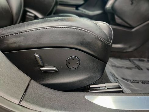 Used 2017 Tesla Model S 75 image 22