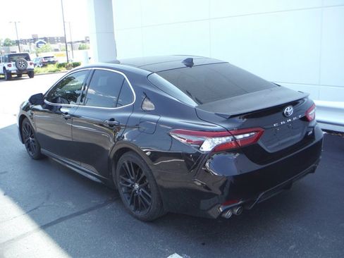 Used 2021 Toyota Camry XSE FWD image 10