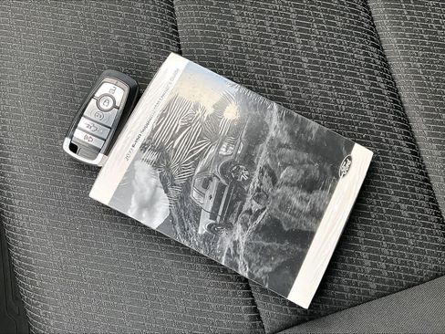 Certified 2022 Ford F150 XLT w/ Equipment Group 302A High image 15