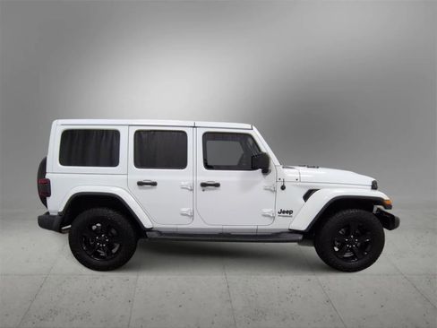 Certified 2020 Jeep Wrangler Unlimited Sahara image 9