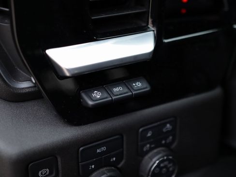 Used 2022 Chevrolet Silverado 1500 LTZ w/ Technology Package image 10