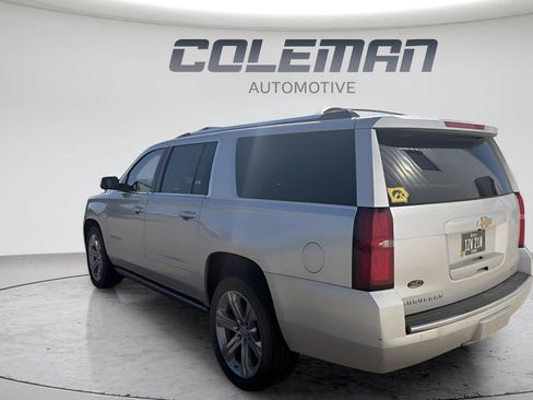 Used 2019 Chevrolet Suburban Premier AWD/4WD image 3