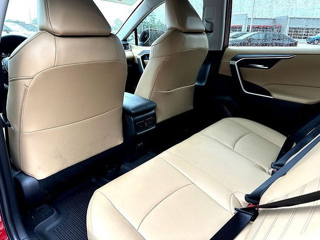 Certified 2025 Toyota RAV4 XLE Premium FWD image 19