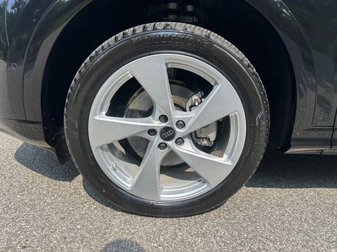 New 2025 Audi Q5 Premium Plus image 27