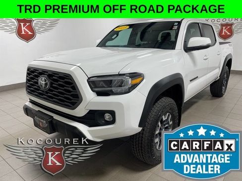 Used 2023 Toyota Tacoma TRD Off-Road w/ TRD Premium Off Road Package AWD/4WD image 3