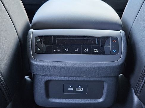 New 2025 Nissan Pathfinder Rock Creek image 16