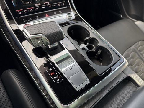 Used 2022 Audi RS Q8 image 16