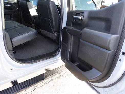 Used 2024 Chevrolet Silverado 1500 Custom image 23