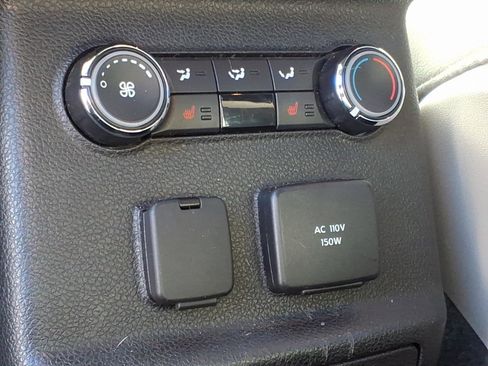 Used 2014 Ford Explorer Limited image 10