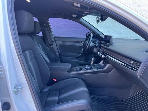 Used 2023 Honda Civic Sport image 10