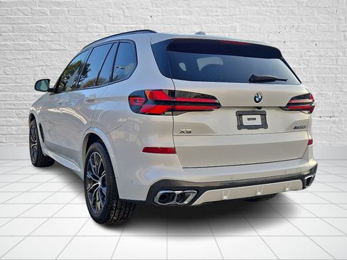 New 2026 BMW X5 M60i image 3