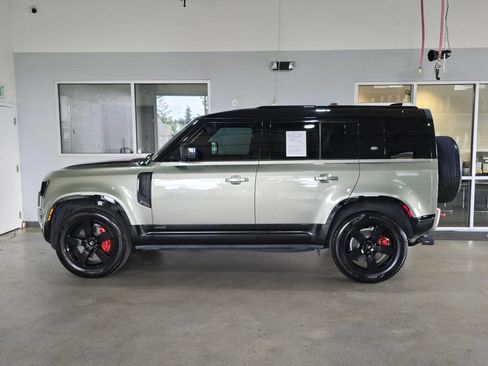 Used 2023 Land Rover Defender 110 X AWD/4WD image 7