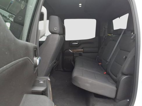 Used 2022 Chevrolet Silverado 1500 LT Trail Boss w/ Convenience Package II image 16