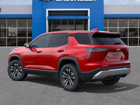 New 2026 Chevrolet Equinox LT image 3