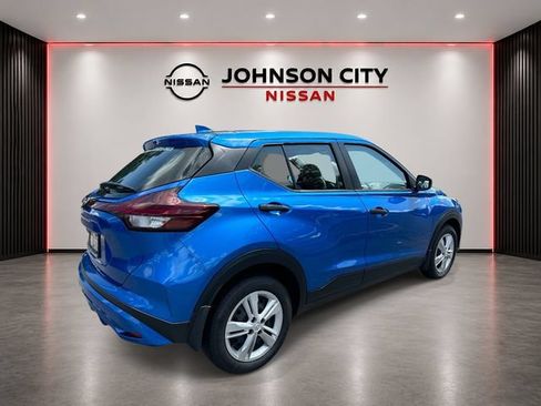 Used 2025 Nissan Kicks Play S FWD image 5