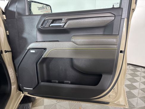 Used 2022 Chevrolet Silverado 1500 ZR2 image 27