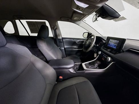 Certified 2022 Toyota RAV4 LE FWD image 28