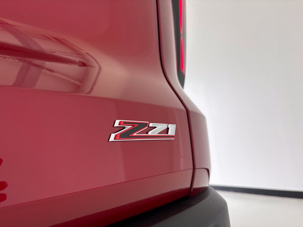New 2027 Chevrolet Traverse Z71 w/ Enhanced Driving Package AWD/4WD image 28