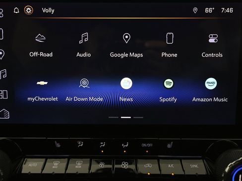 Used 2024 Chevrolet Colorado Z71 w/ Z71 Convenience Package 2 image 27