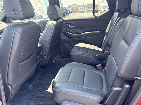 Certified 2024 Chevrolet Traverse RS w/ LPO, Floor Liner Package AWD/4WD image 25
