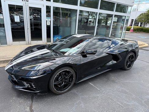 Used 2023 Chevrolet Corvette Stingray Premium Cpe w/ 3LT RWD image 2