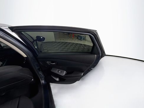 Used 2025 Honda Accord LX image 27