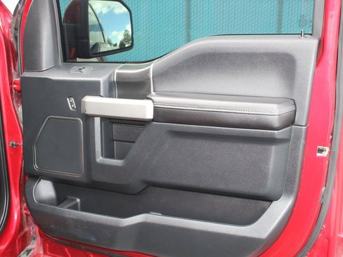 Used 2019 Ford F150 Raptor w/ Equipment Group 802A Luxury image 19