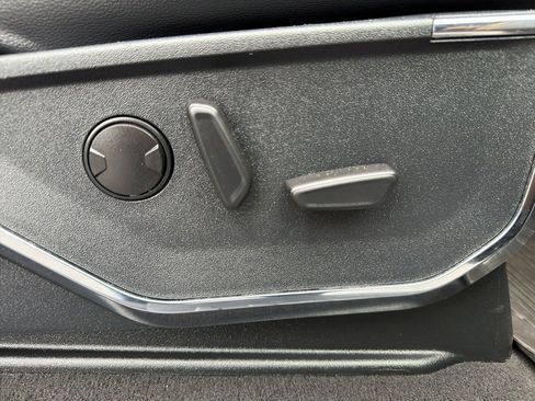 Certified 2024 Ford F250 Lariat w/ Lariat Ultimate Package image 11