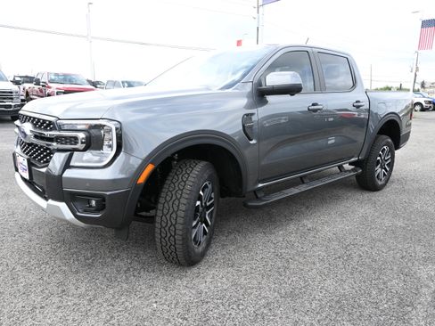 New 2026 Ford Ranger Lariat w/ FX4 Off-Road Package AWD/4WD image 8