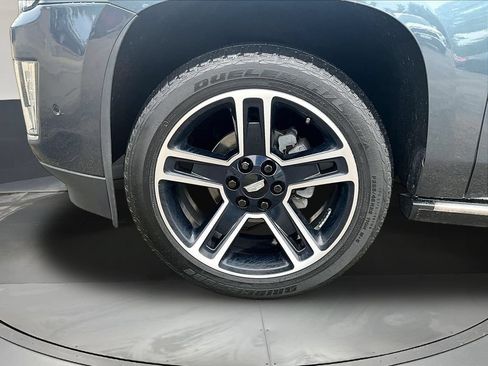 Used 2019 Cadillac Escalade Platinum AWD/4WD image 36