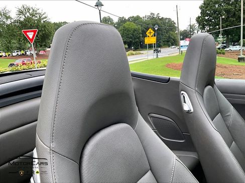 Used 2017 Porsche 911 Carrera image 27