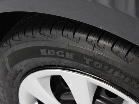 Used 2024 Toyota Corolla LE FWD image 16
