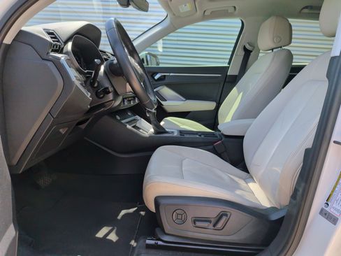 Used 2019 Audi Q3 2.0T Premium Plus AWD/4WD image 16