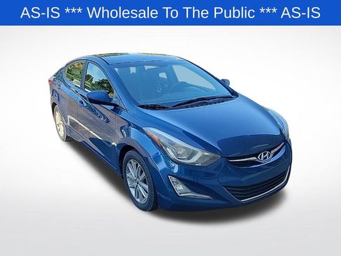 Used 2014 Hyundai Elantra SE w/ Option Group 02 FWD image 1