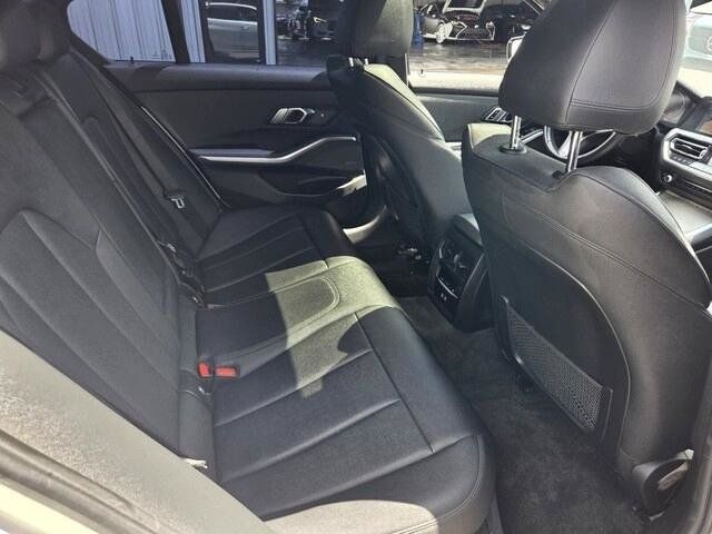 Used 2021 BMW 330i Sedan w/ M Sport Package RWD image 24