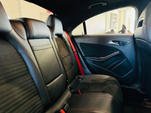 Used 2018 Mercedes-Benz CLA 250 image 23