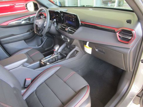 New 2026 Chevrolet TrailBlazer RS w/ Convenience Package image 25